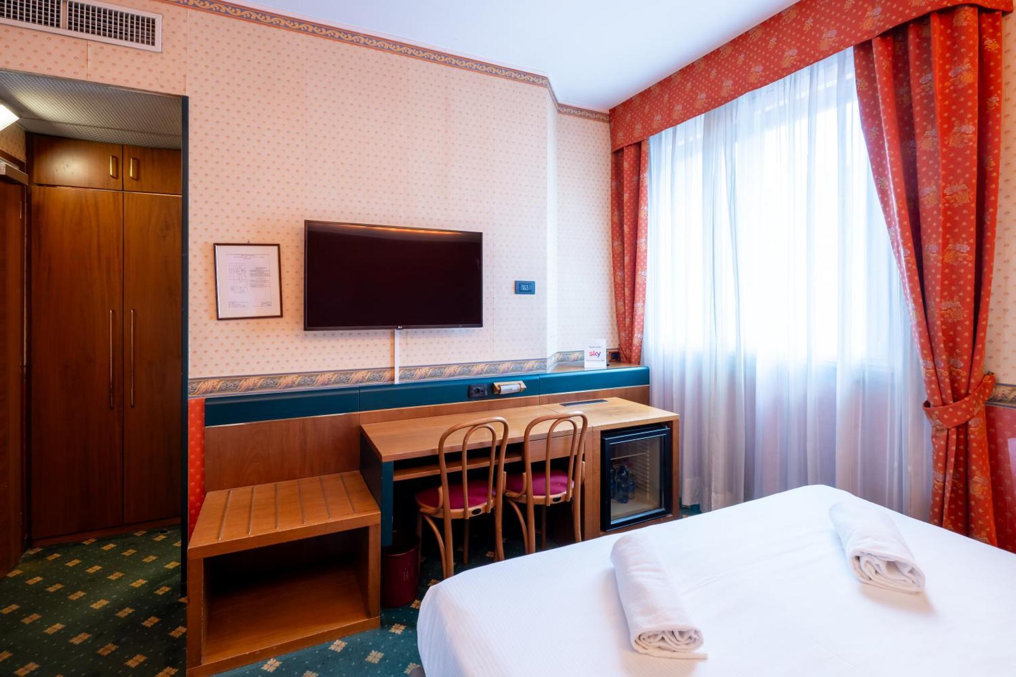 Hotel Des Etrangers 3*