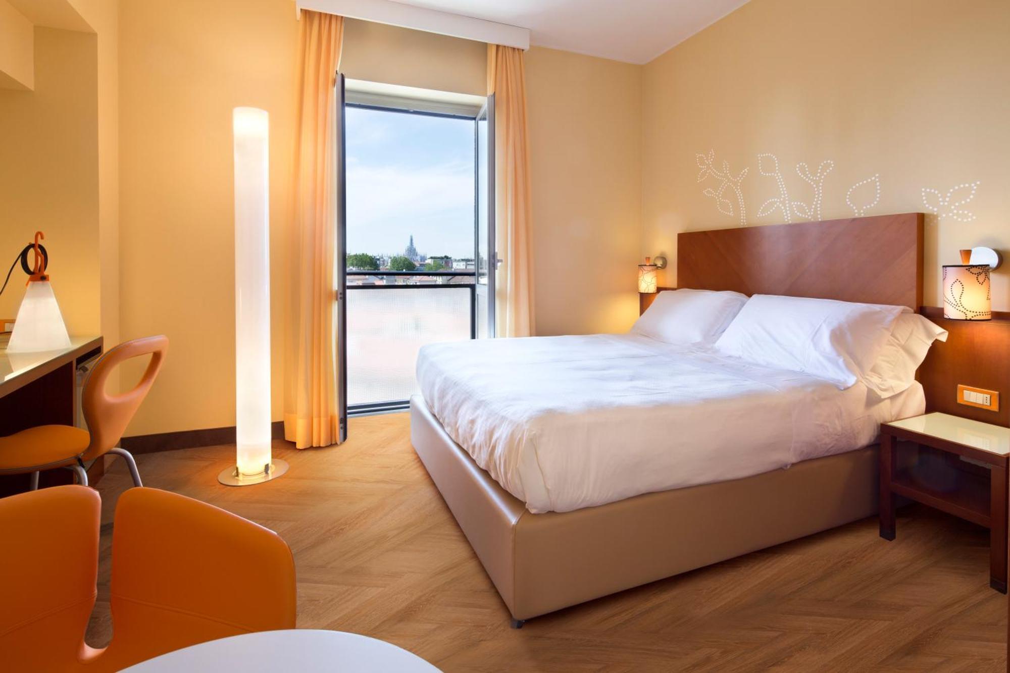 Una Mediterraneo Hotel 4*