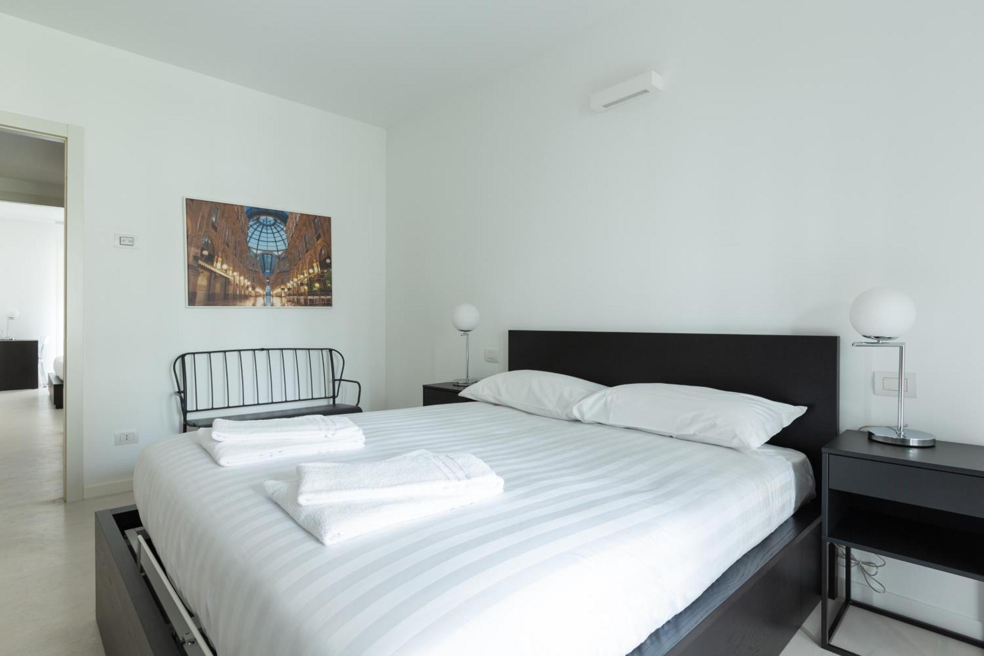 Porta Nuova Bright And Roomy Flat * Milão