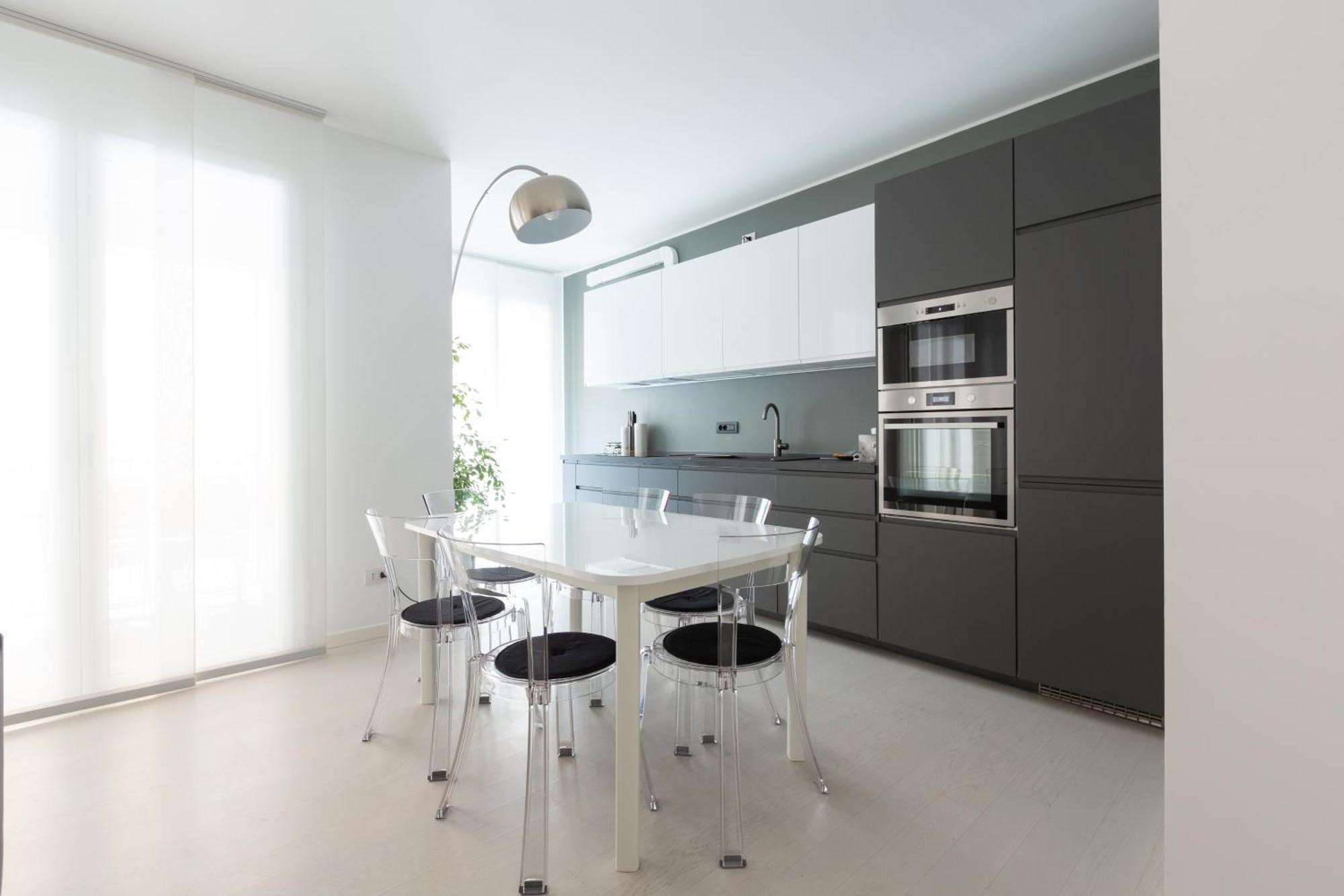 Apartamento Porta Nuova Bright And Roomy Flat Milão