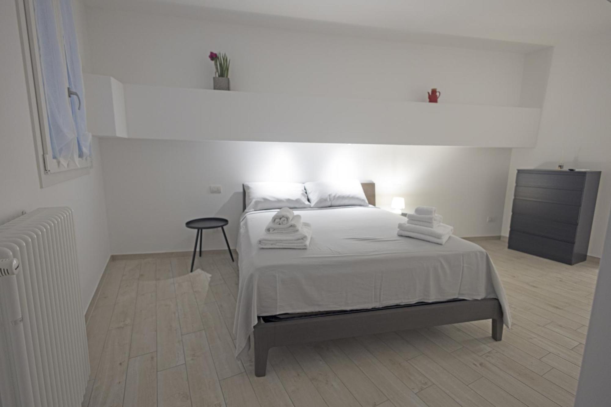 Apartment Loft La Sedia Rossa - Centro Storico *