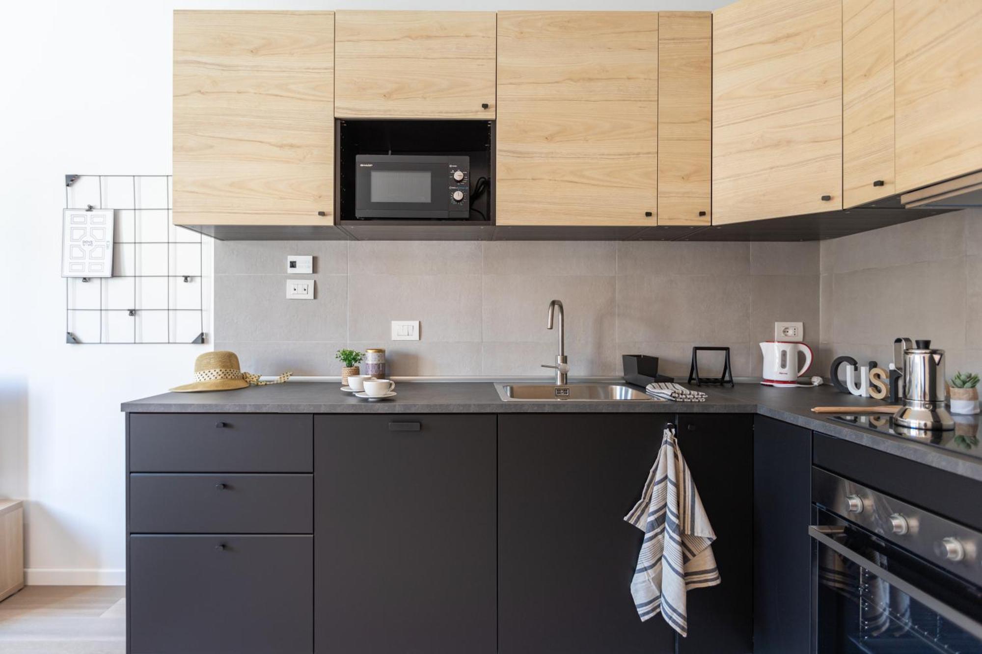 Joivy Contemporary In Historical Giambellino-lorenteggio Apartment Milan