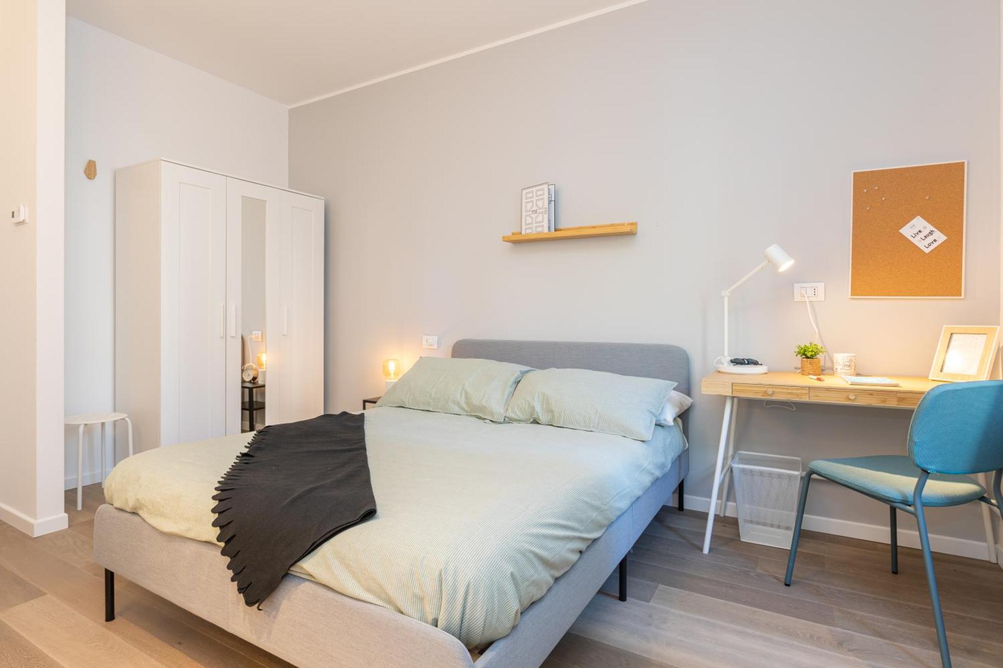Joivy Contemporary In Historical Giambellino-lorenteggio *