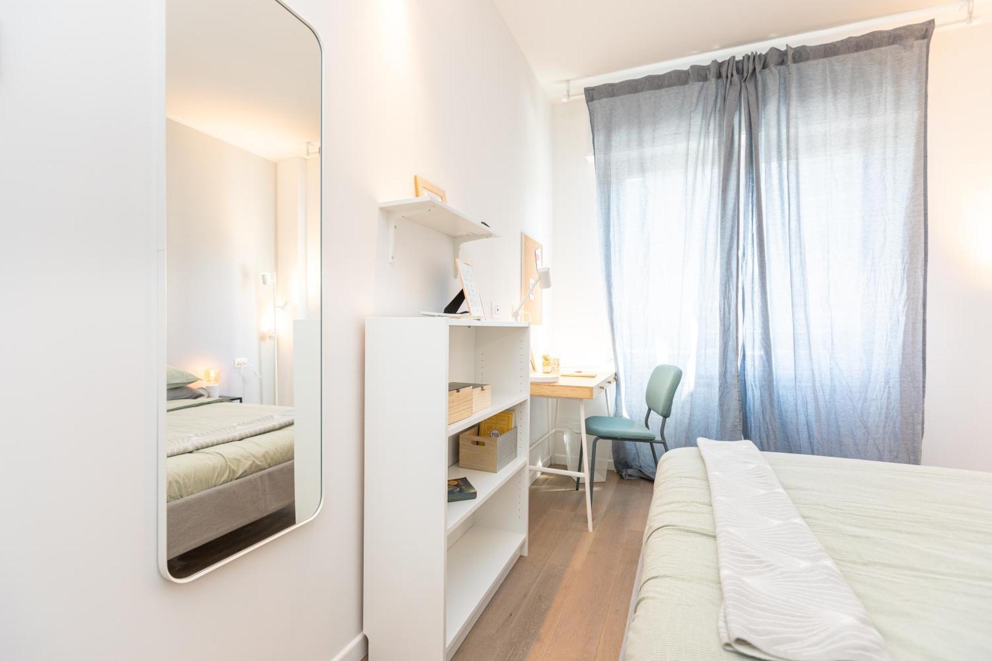 Joivy Contemporary In Historical Giambellino-lorenteggio * Milan