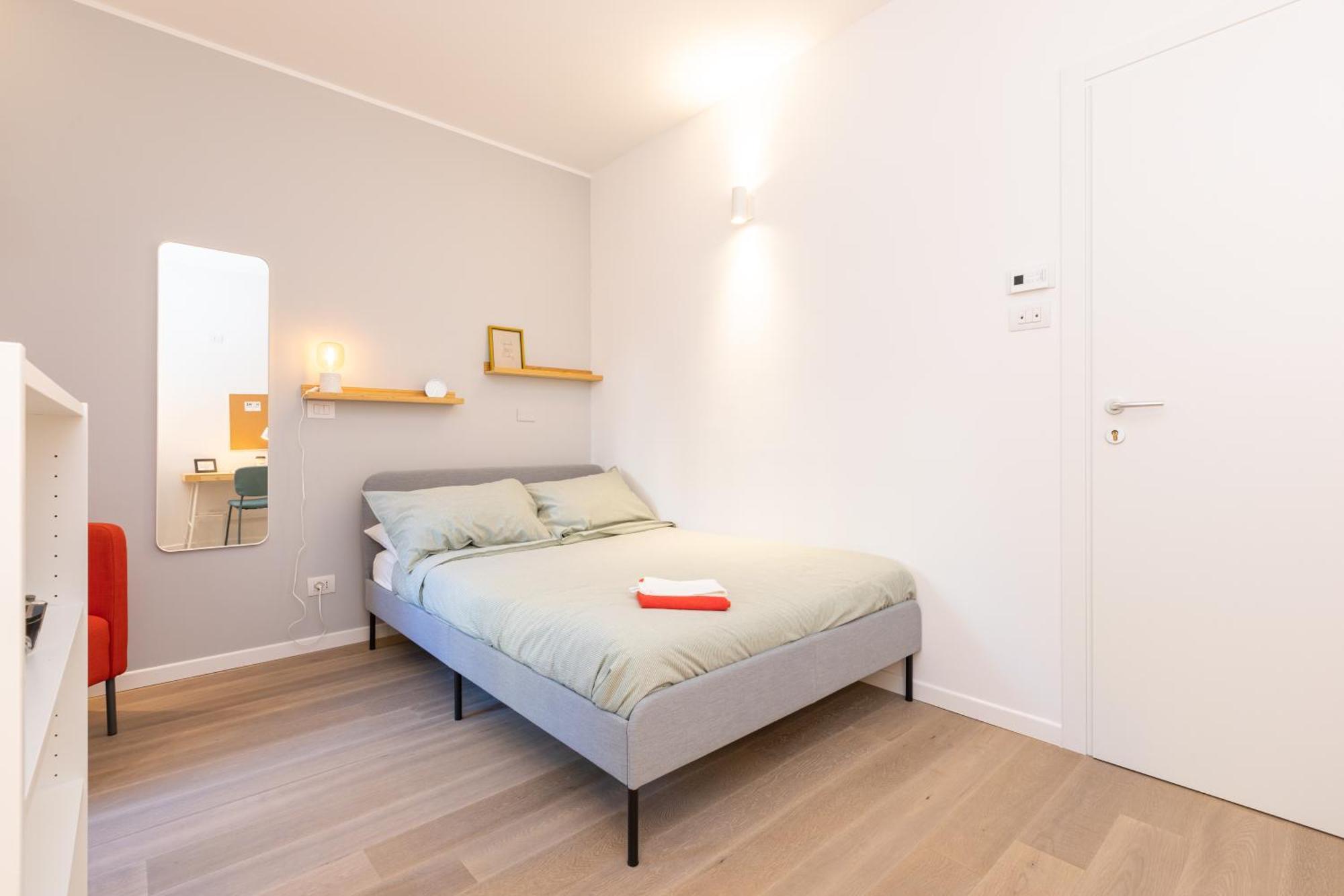 Apartment Joivy Contemporary In Historical Giambellino-lorenteggio