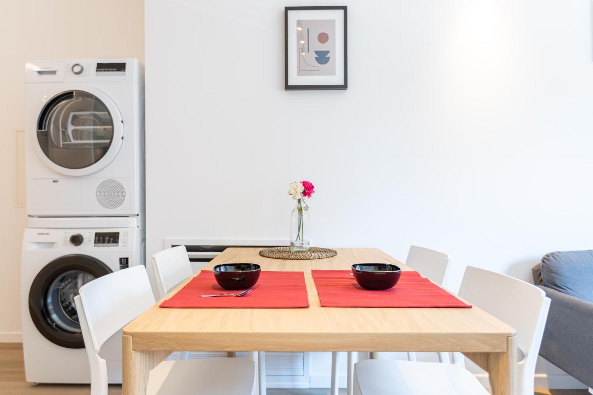 Joivy Contemporary In Historical Giambellino-lorenteggio Apartment