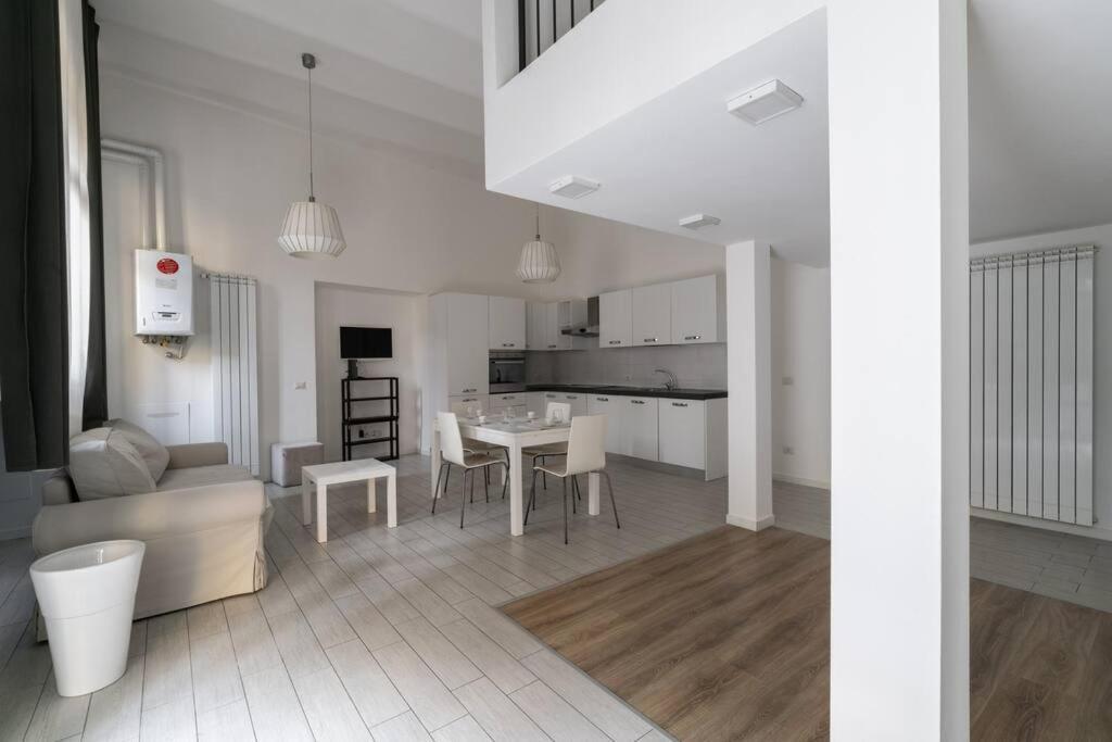 Spazioso Loft: Coldilana14 Milan