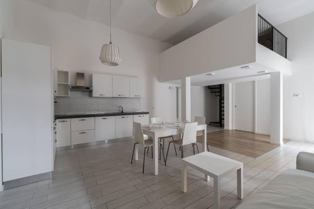 Spazioso Loft: Coldilana14 Milan