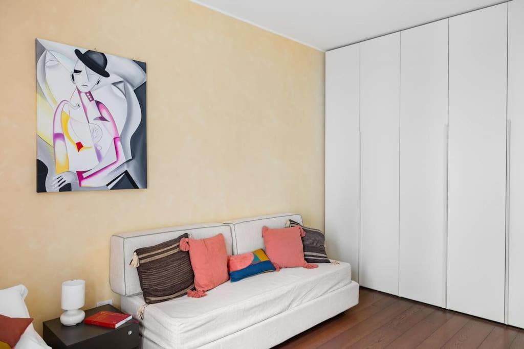 Elegant And Roomy Apartamento *