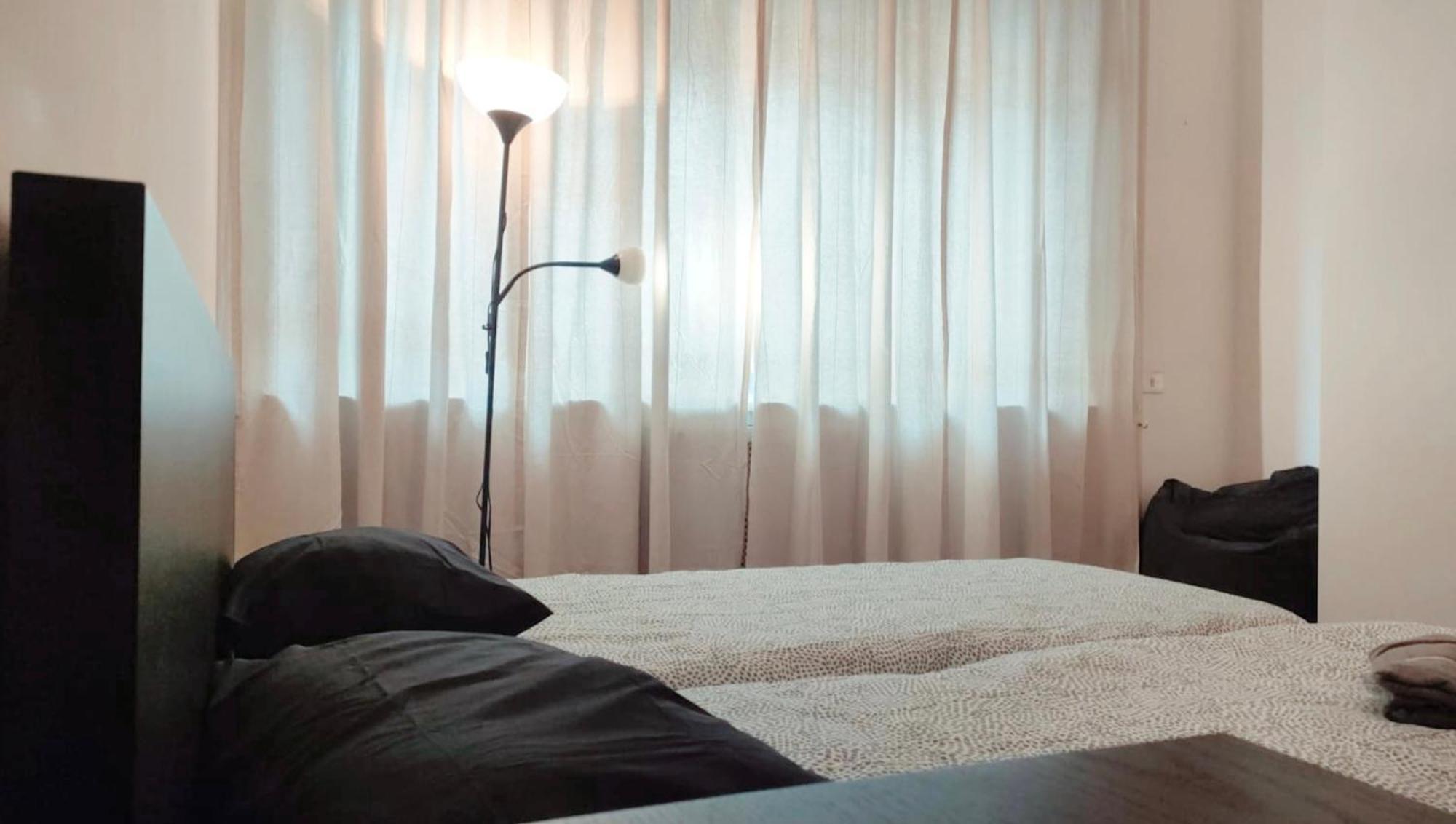 Apartment 3 Minutes On Foot From Duomo! Big Apartament With 3 Bedrooms And Balcony *
