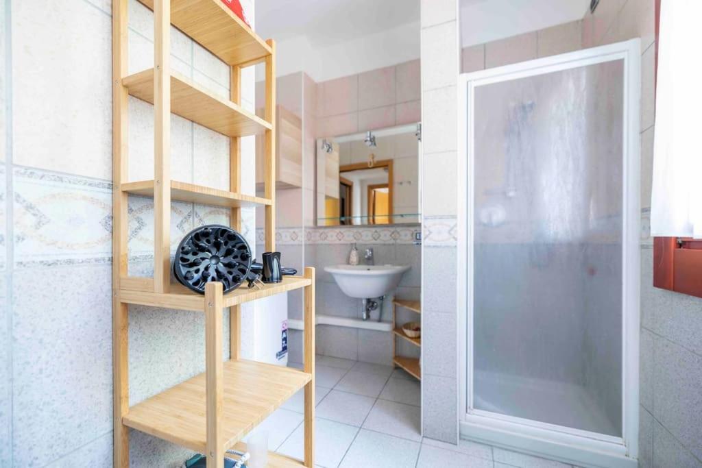 Bellissimo Bilocale Con Terrazzo Apartamento Milão