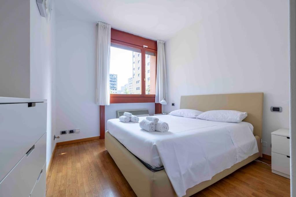 Bellissimo Bilocale Con Terrazzo *