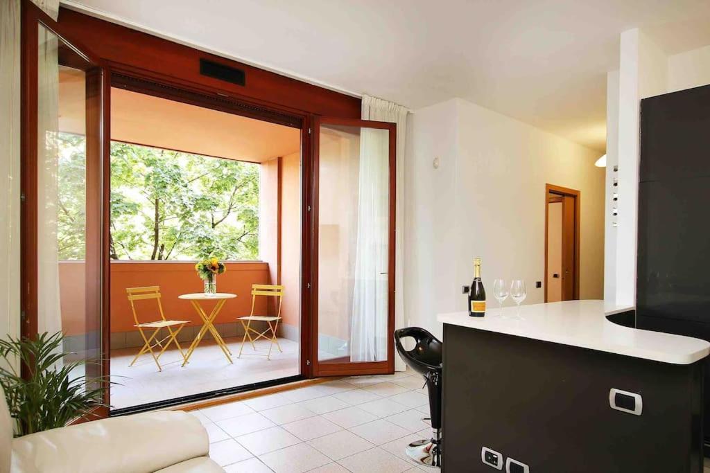 Apartamento Bellissimo Bilocale Con Terrazzo Milão