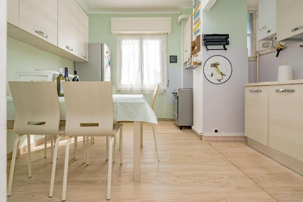Apartment Bright & Cozy - Center *