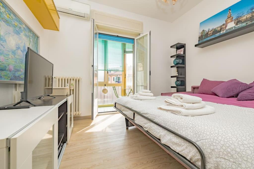 Bright & Cozy - Center