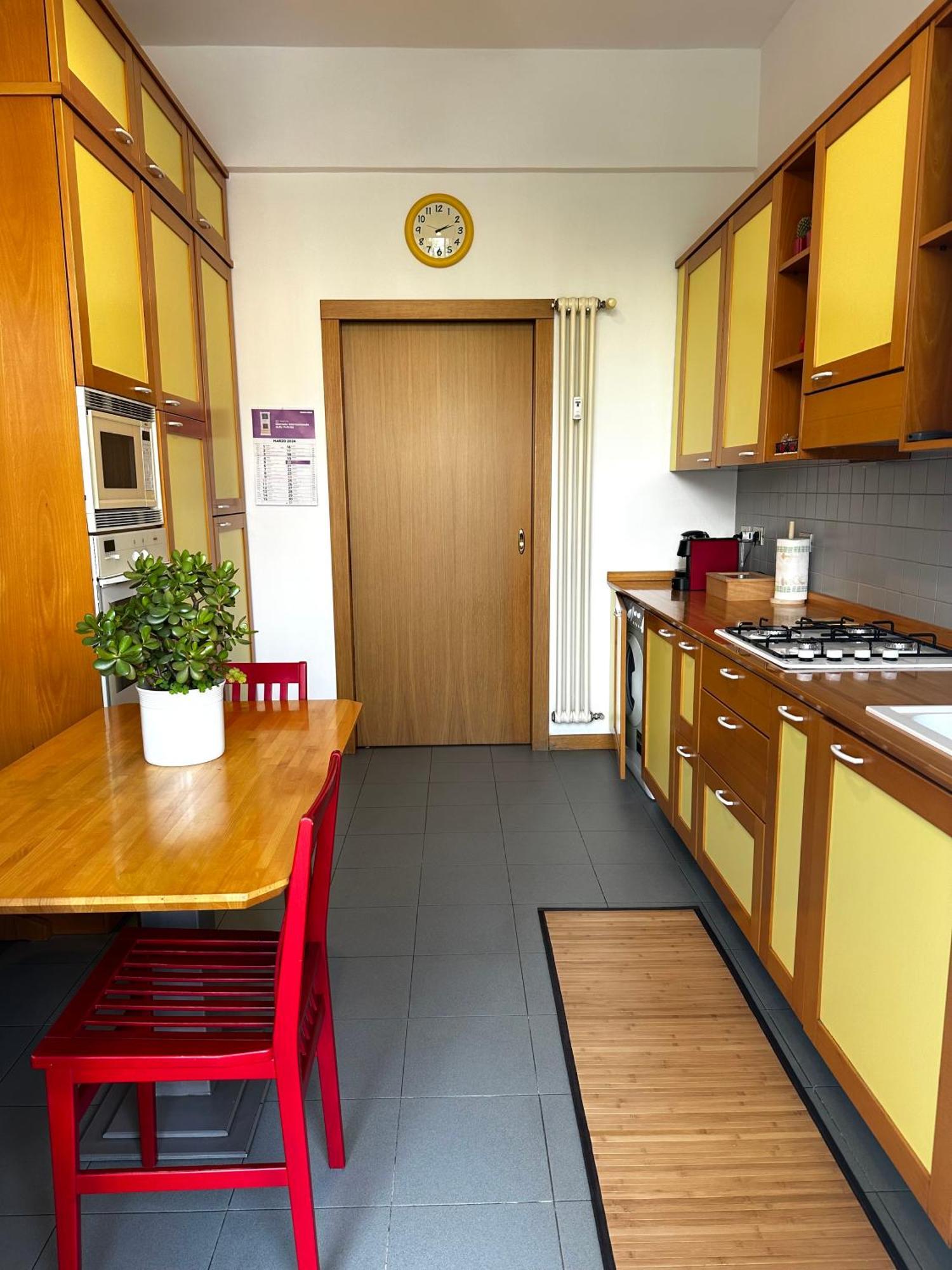 Citta Vicino Metro Apartment *
