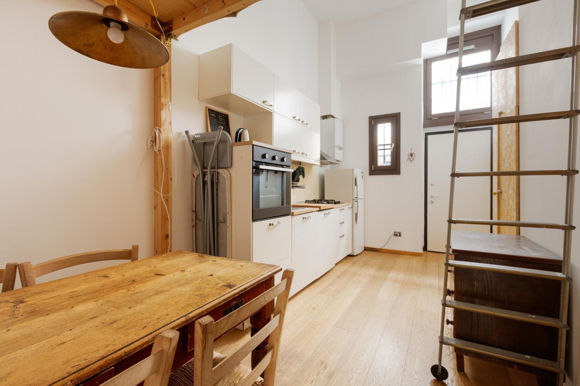 On 2 Levels Milan-crocetta M3! * Mailand