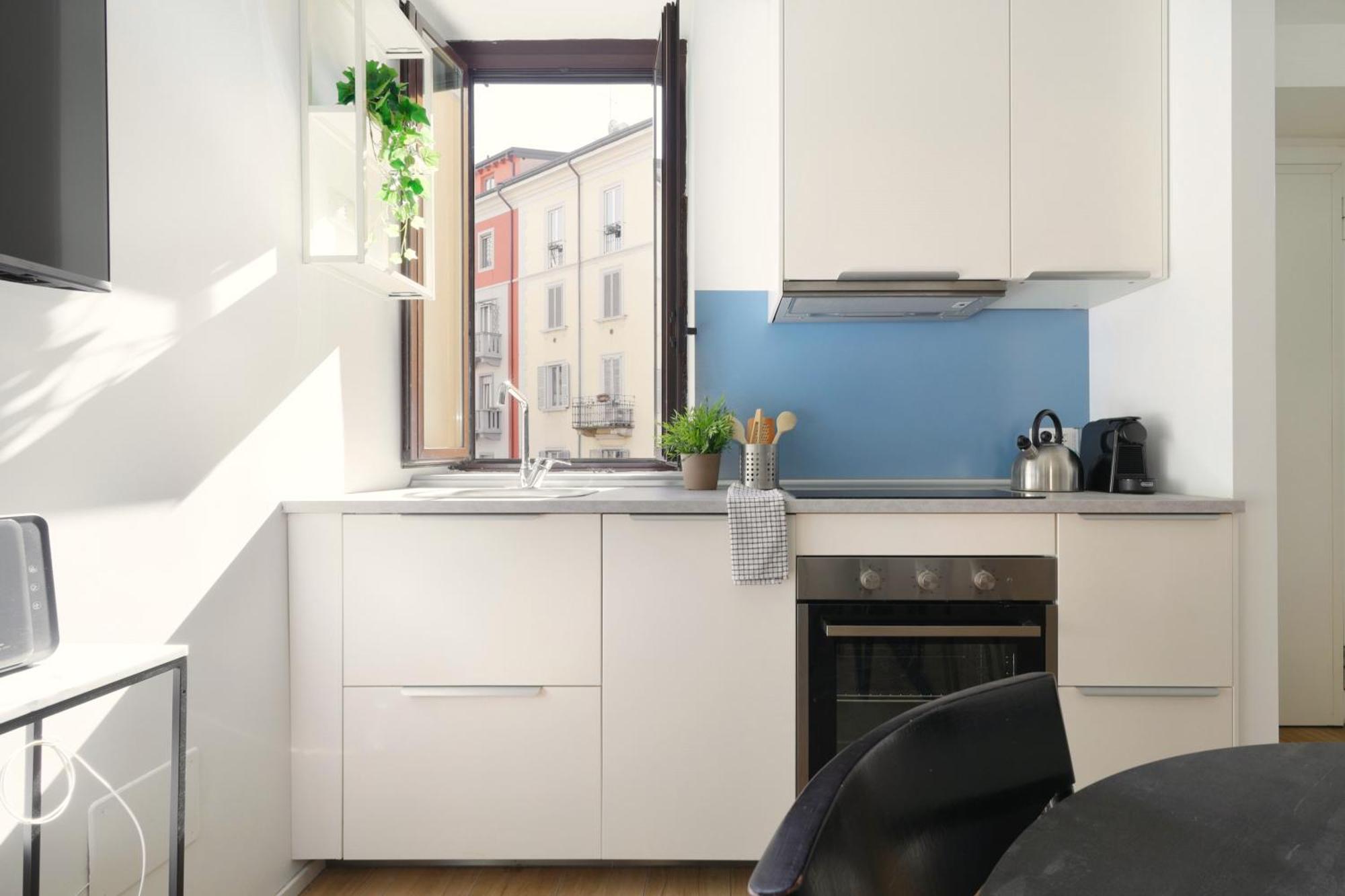 Apartment Just Urban - Bright And Functional - Corso Genova *