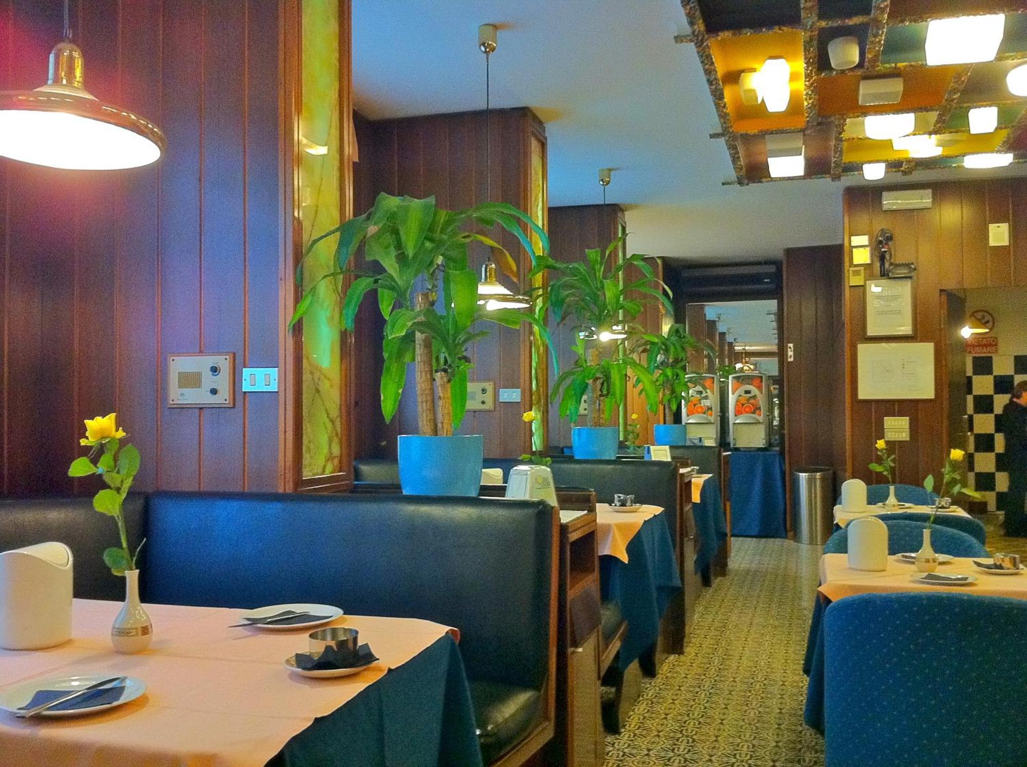 Hotel Mec 3*