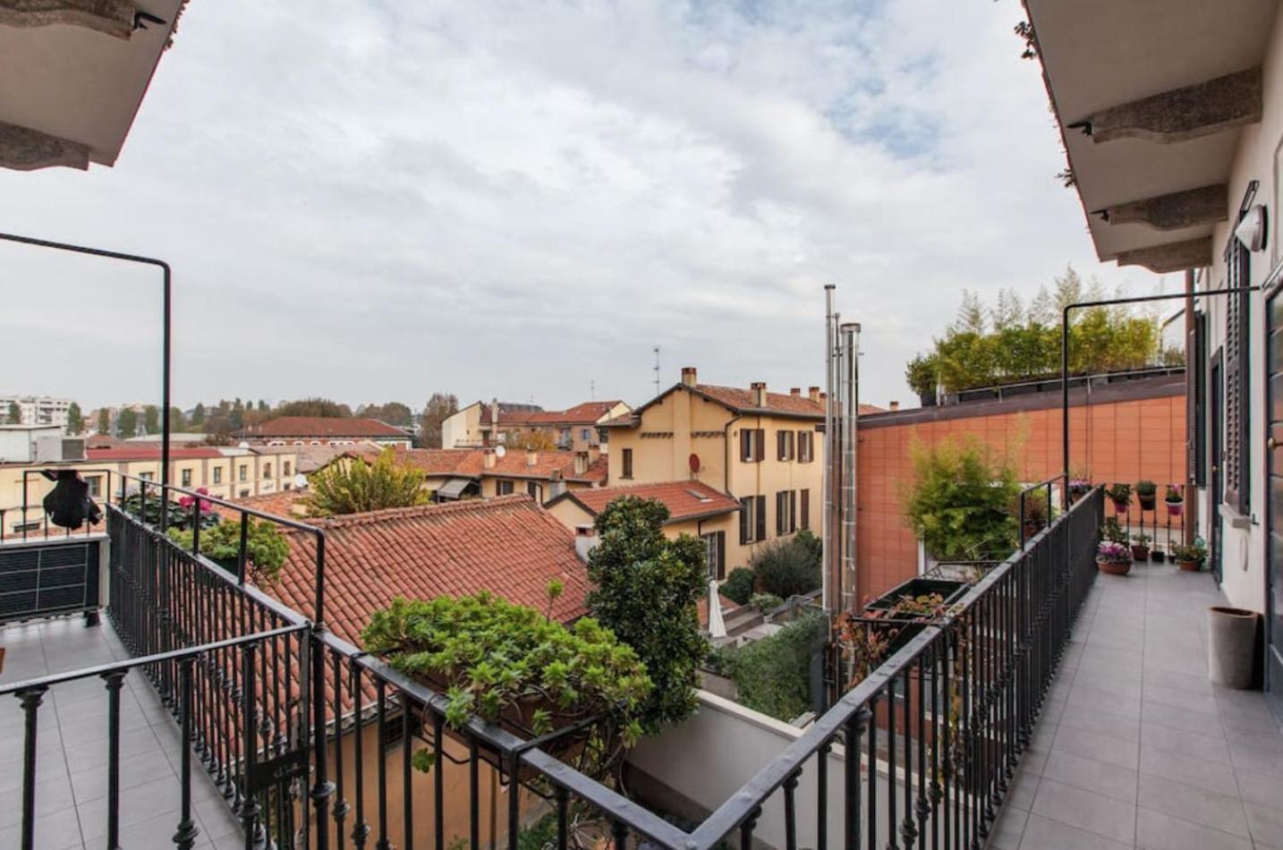 Morimondo House: Fashion & Design