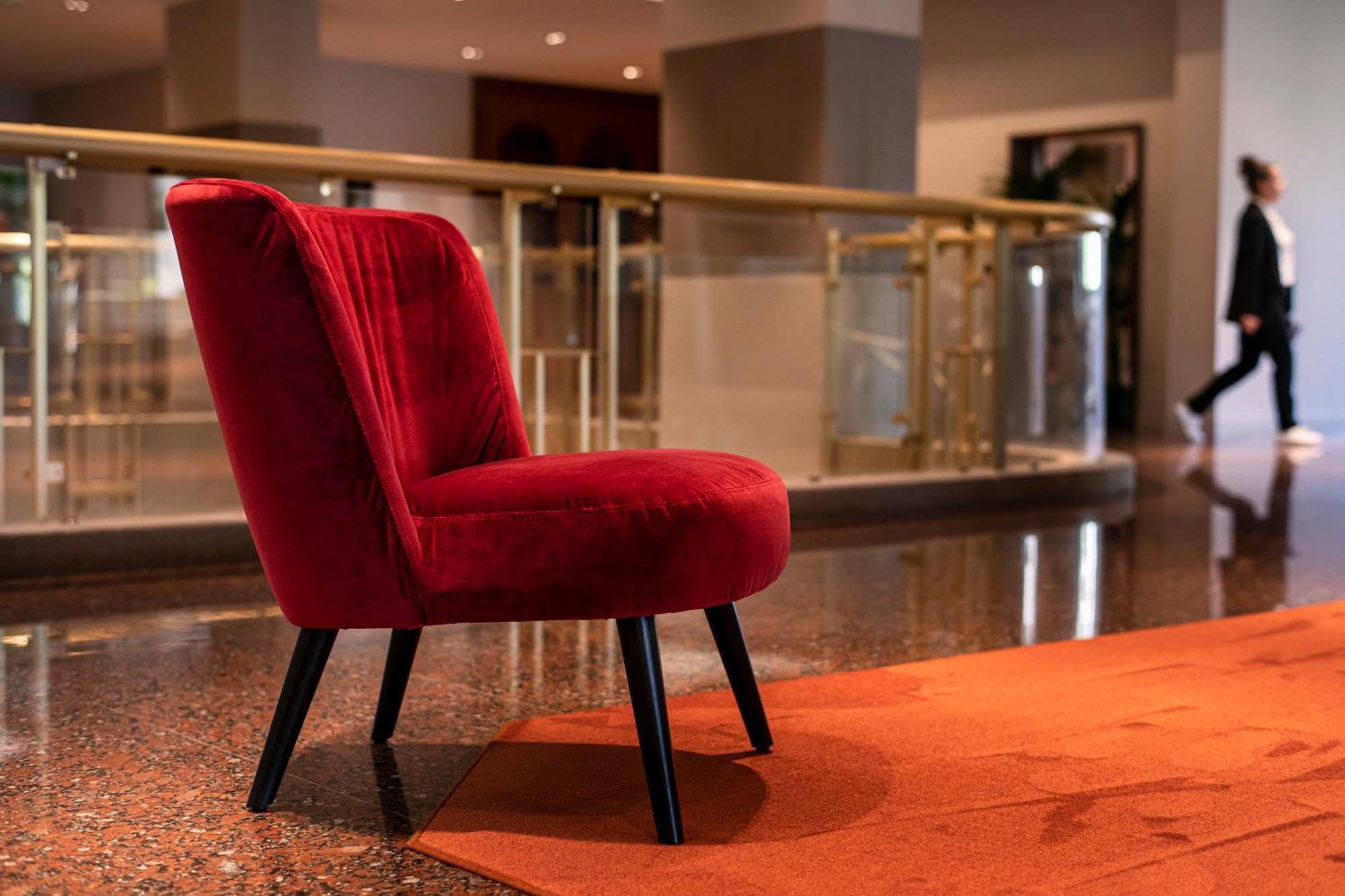 Hotel Quark