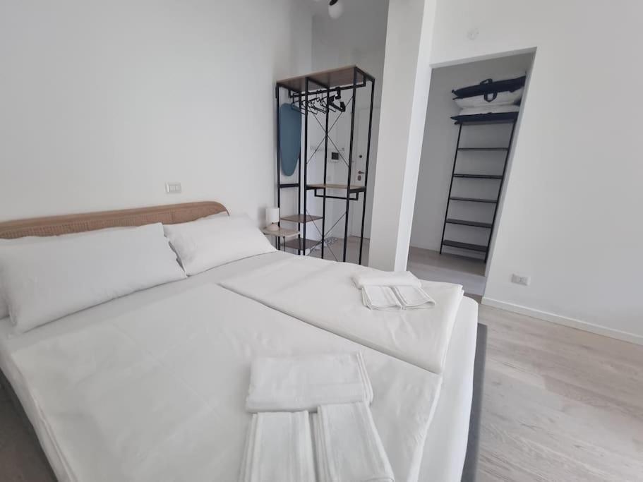 New In Lively Area * Mailand
