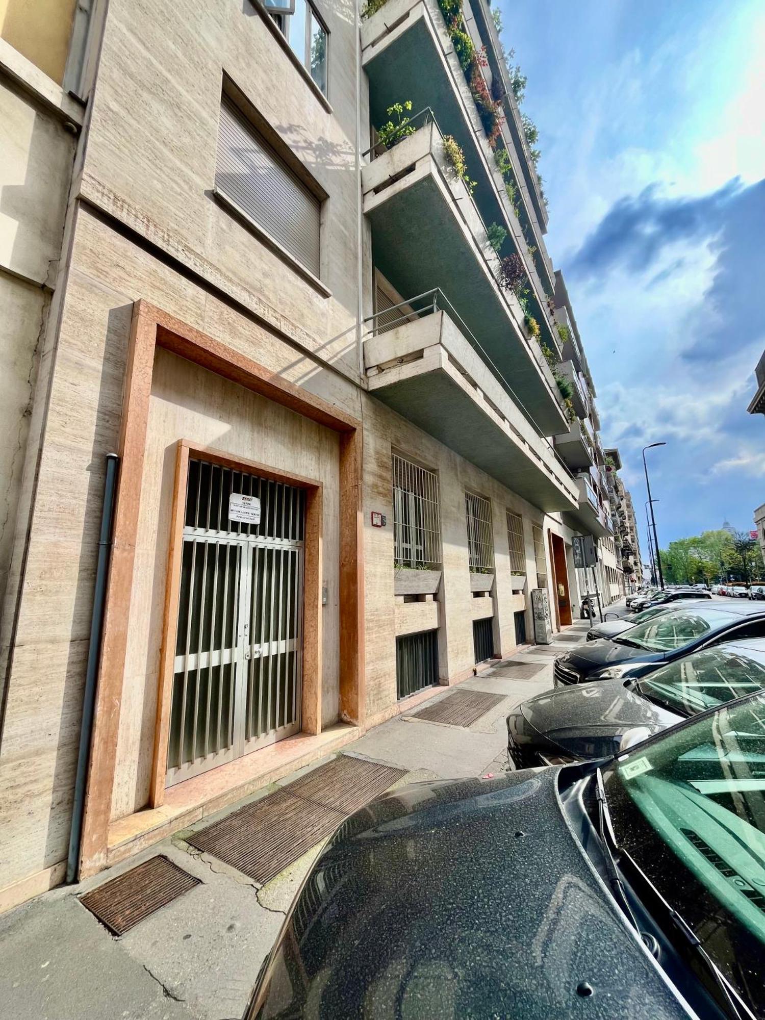 Apartment Side
