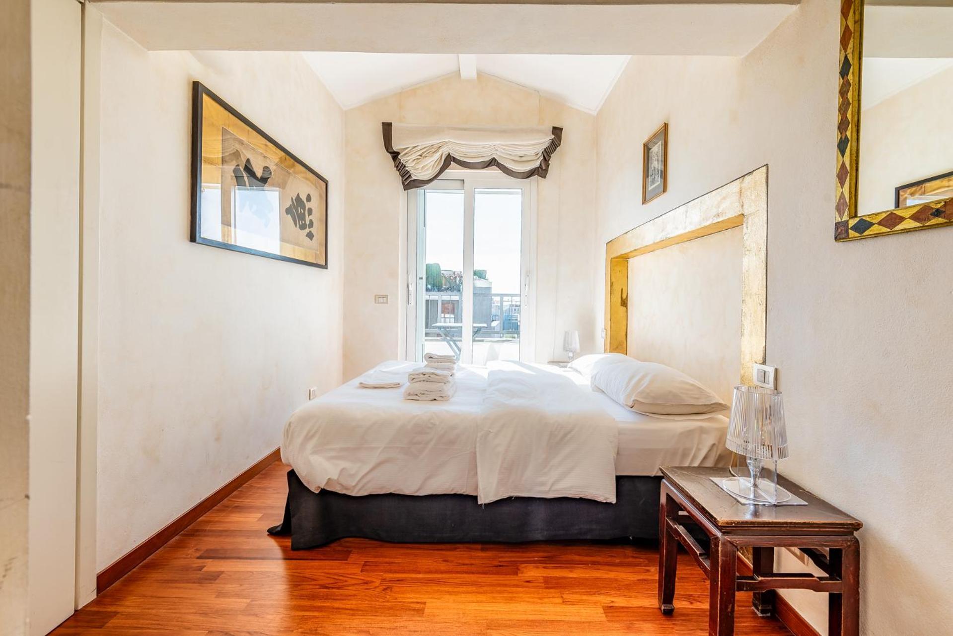 Apartment Brand New Central Beatrice D'este Mailand