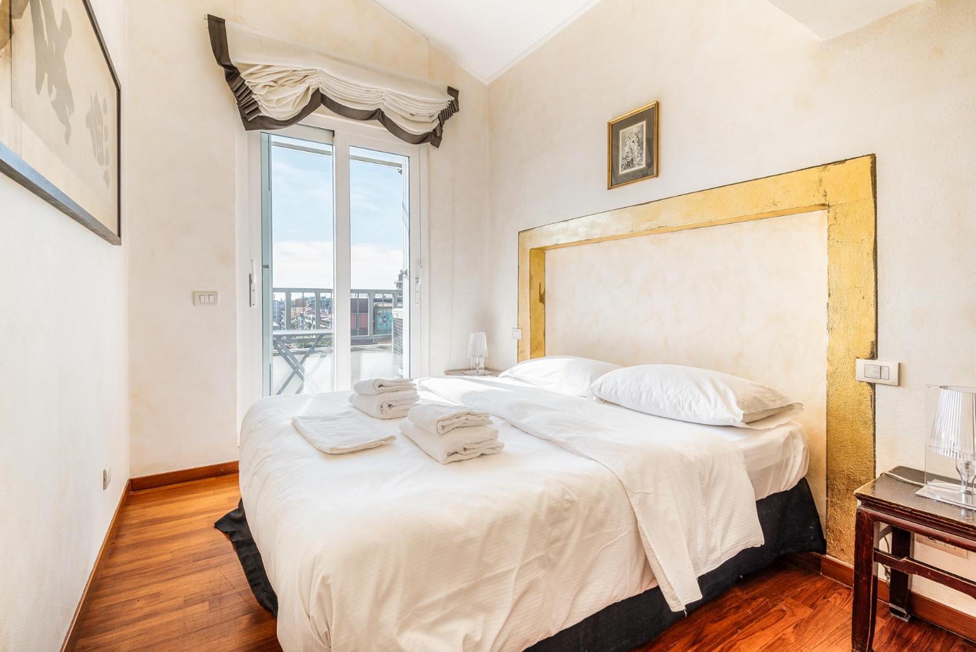 Brand New Central Beatrice D'este * Mailand