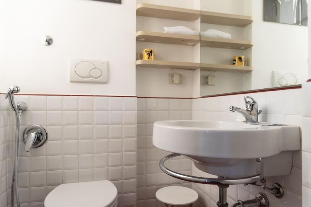 Youhosty - Nerino 10 Apartment *