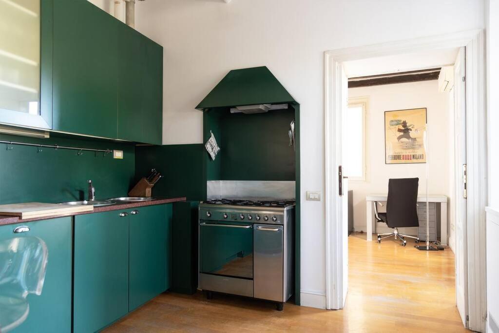 Youhosty - Nerino 10 Apartment