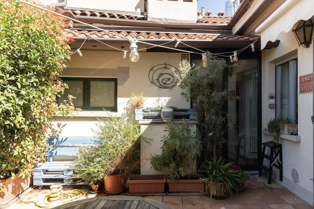 Youhosty - Nerino 10 * Mailand