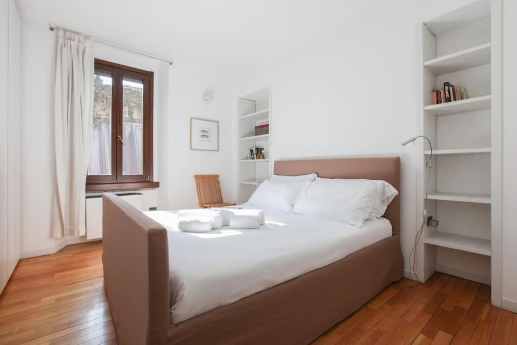Hacca Collection - Brera & Fashion District - Bright 2br Apartment *