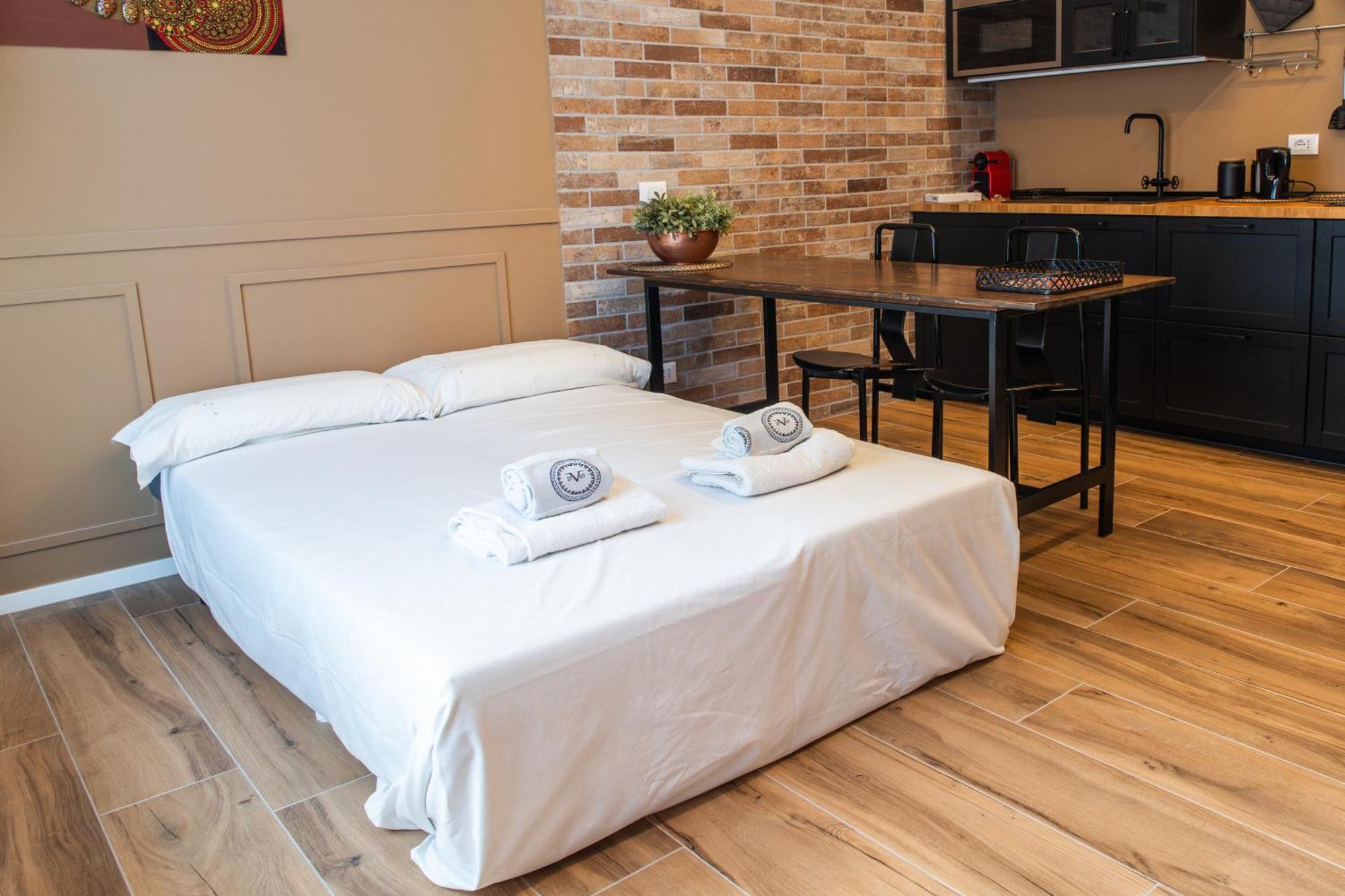 Nuovo Bilocale Prada A 2 Passi & Duomo In 20 Min Apartamento Milão