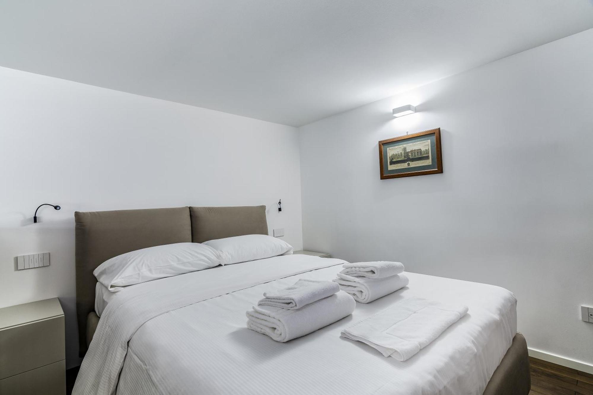 Apartamento Luxury Duplex Corso Magenta 4pax-wifi-tasso