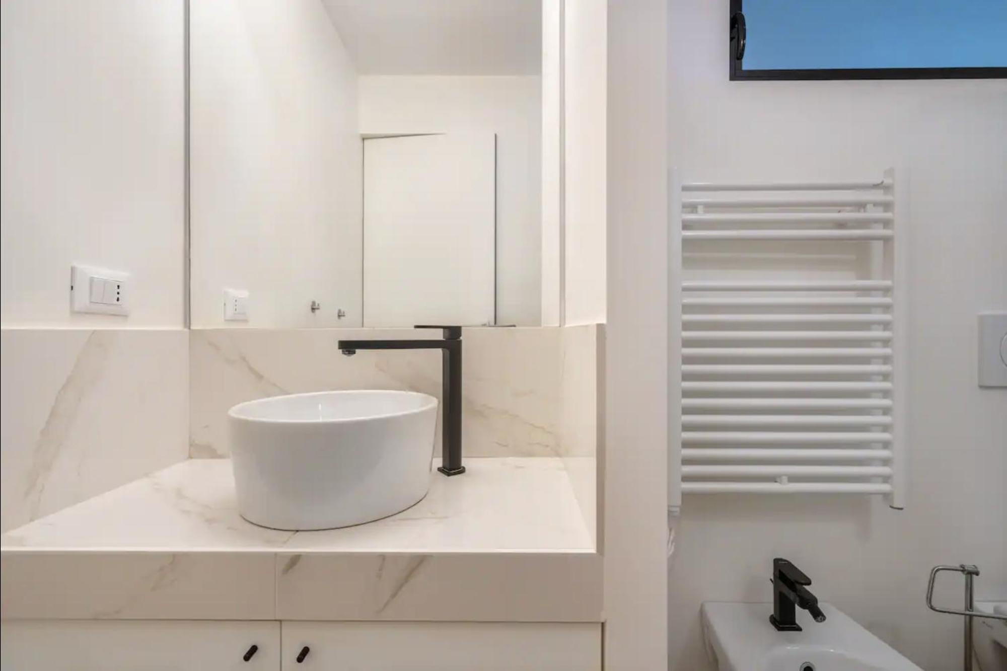 Modern Loft In Porta Venezia-hosted By Sweetstay