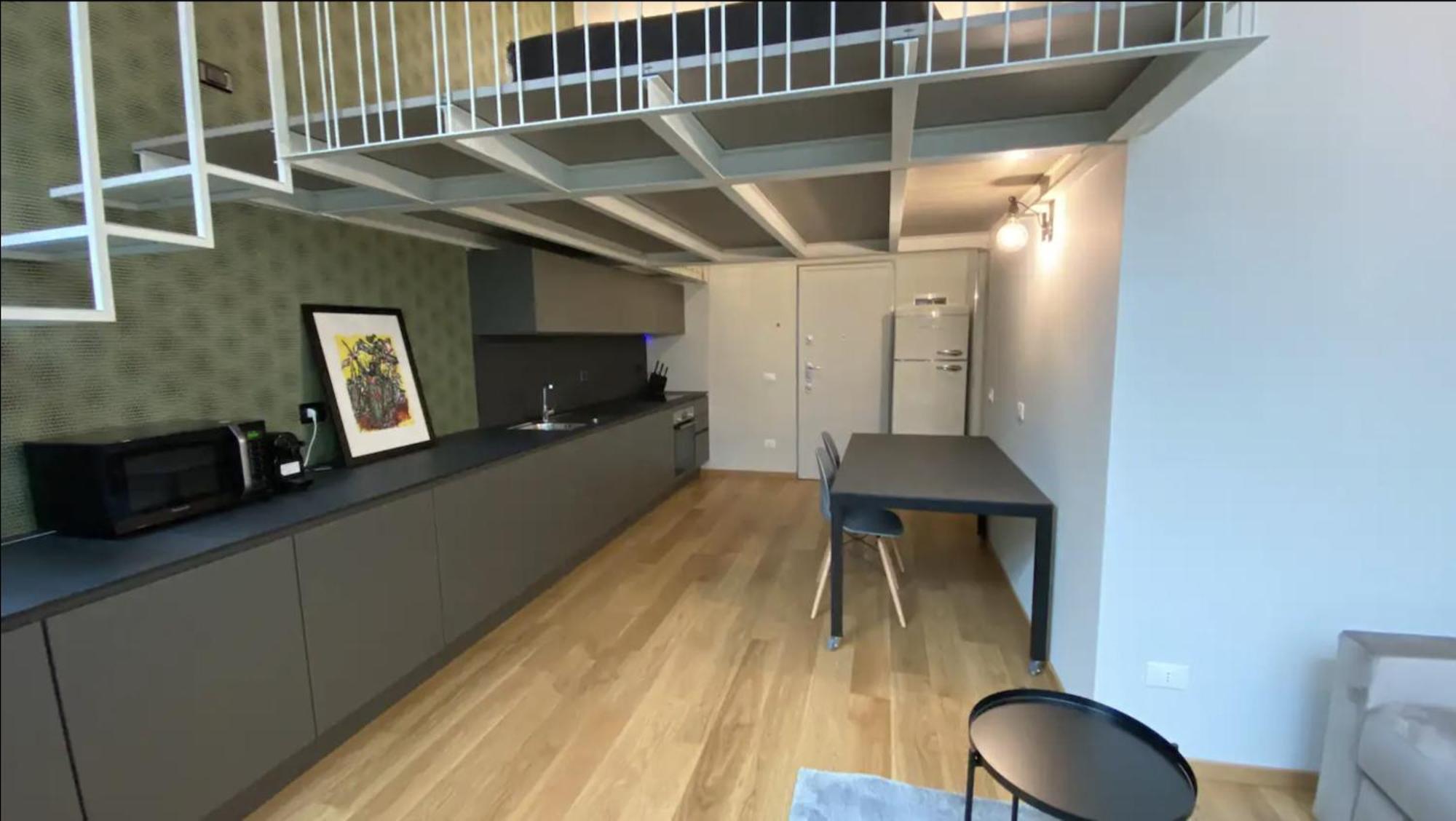Modern Loft In Porta Venezia-hosted By Sweetstay