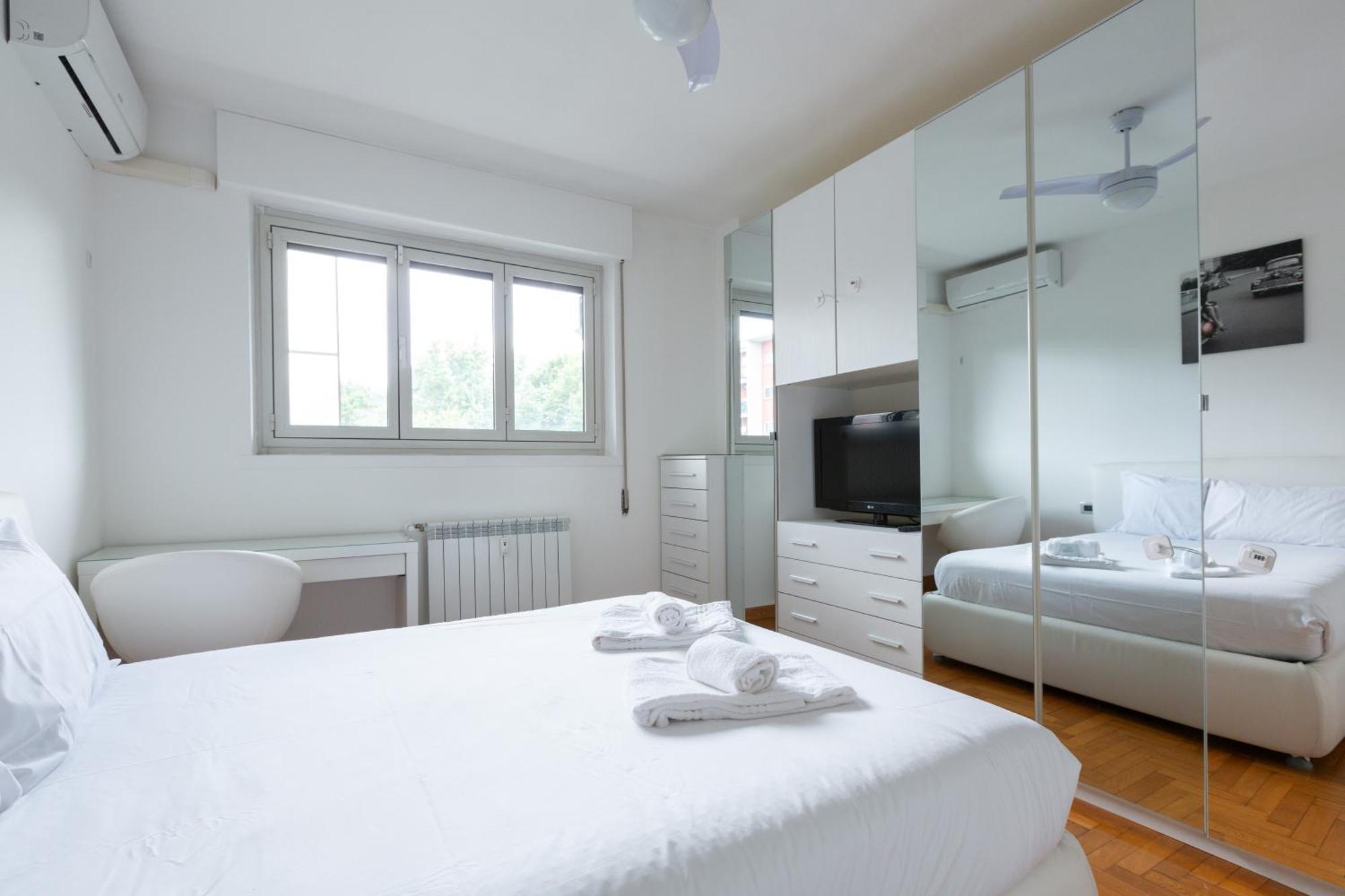 Apartment San Siro Large Flat *