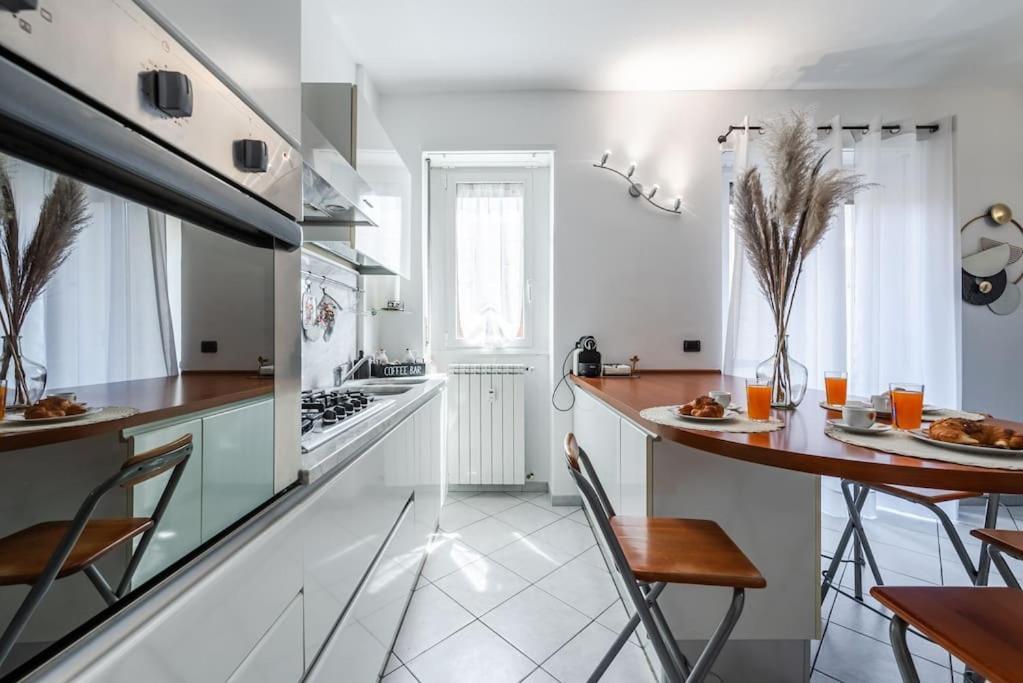 Nuovissima Dimora Con Terrazzino Apartment Mailand