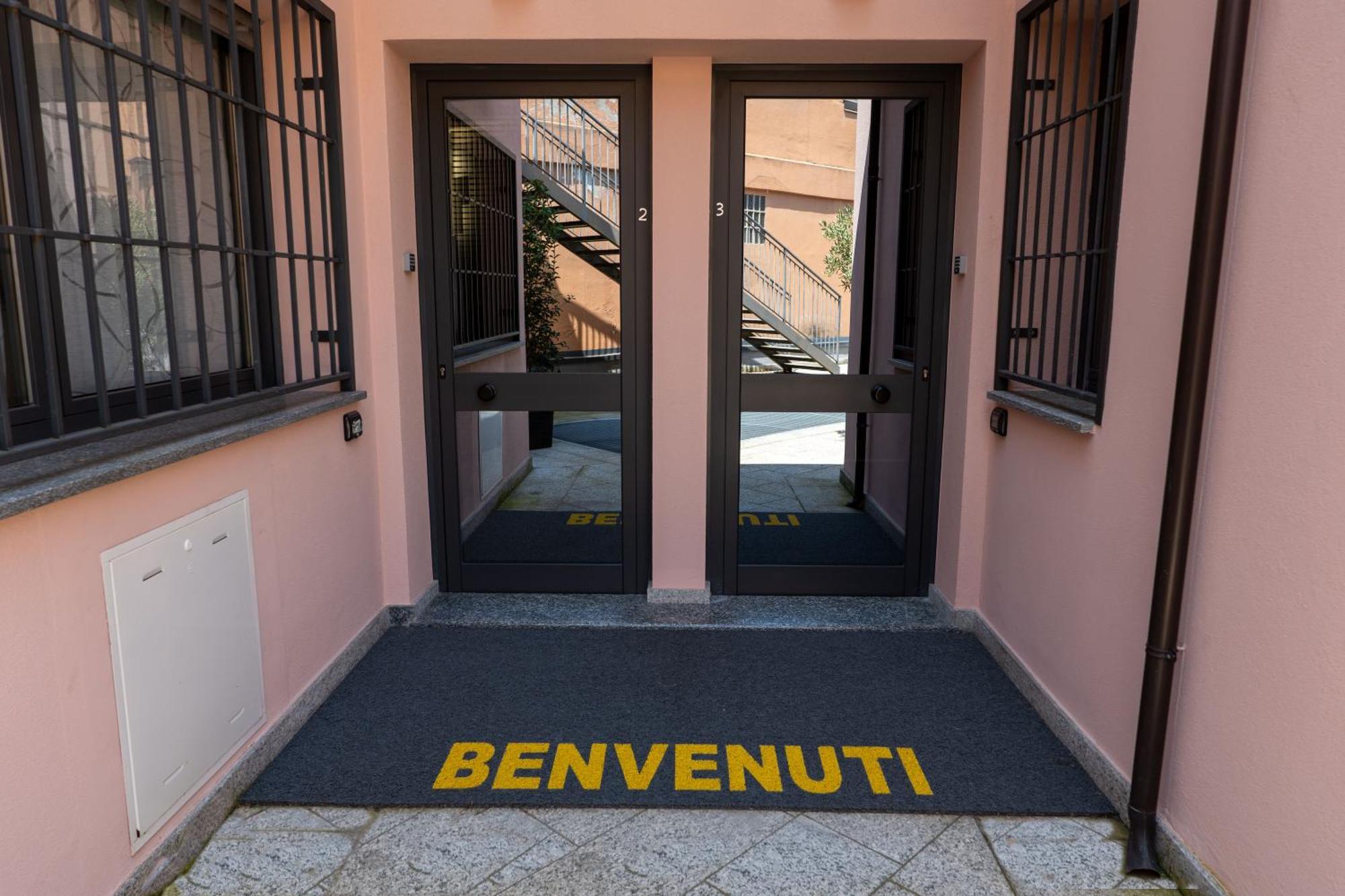 La Casa Sul Naviglio Di Debora Apartment Milan