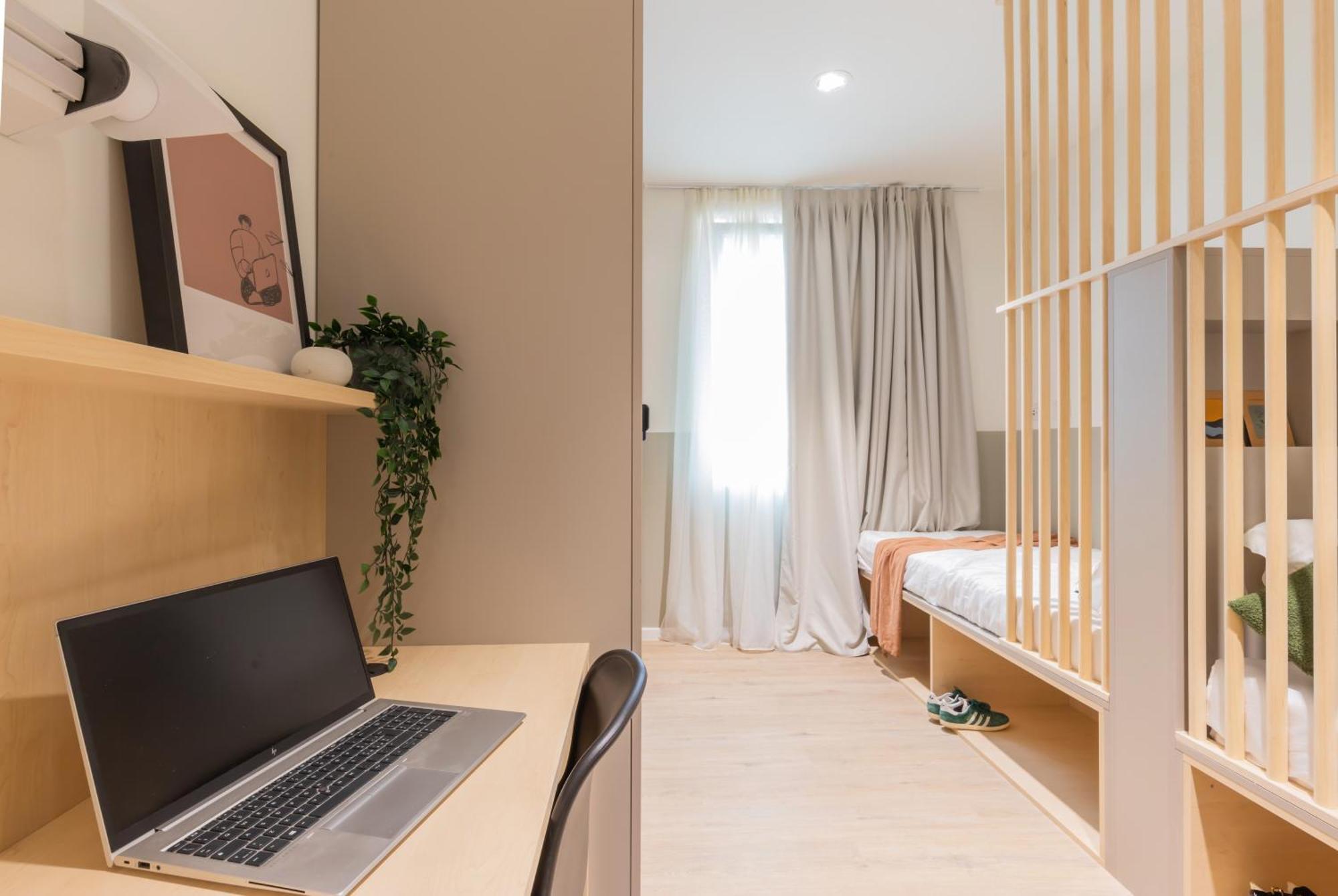 Well-located Campus Near Park * Mailand