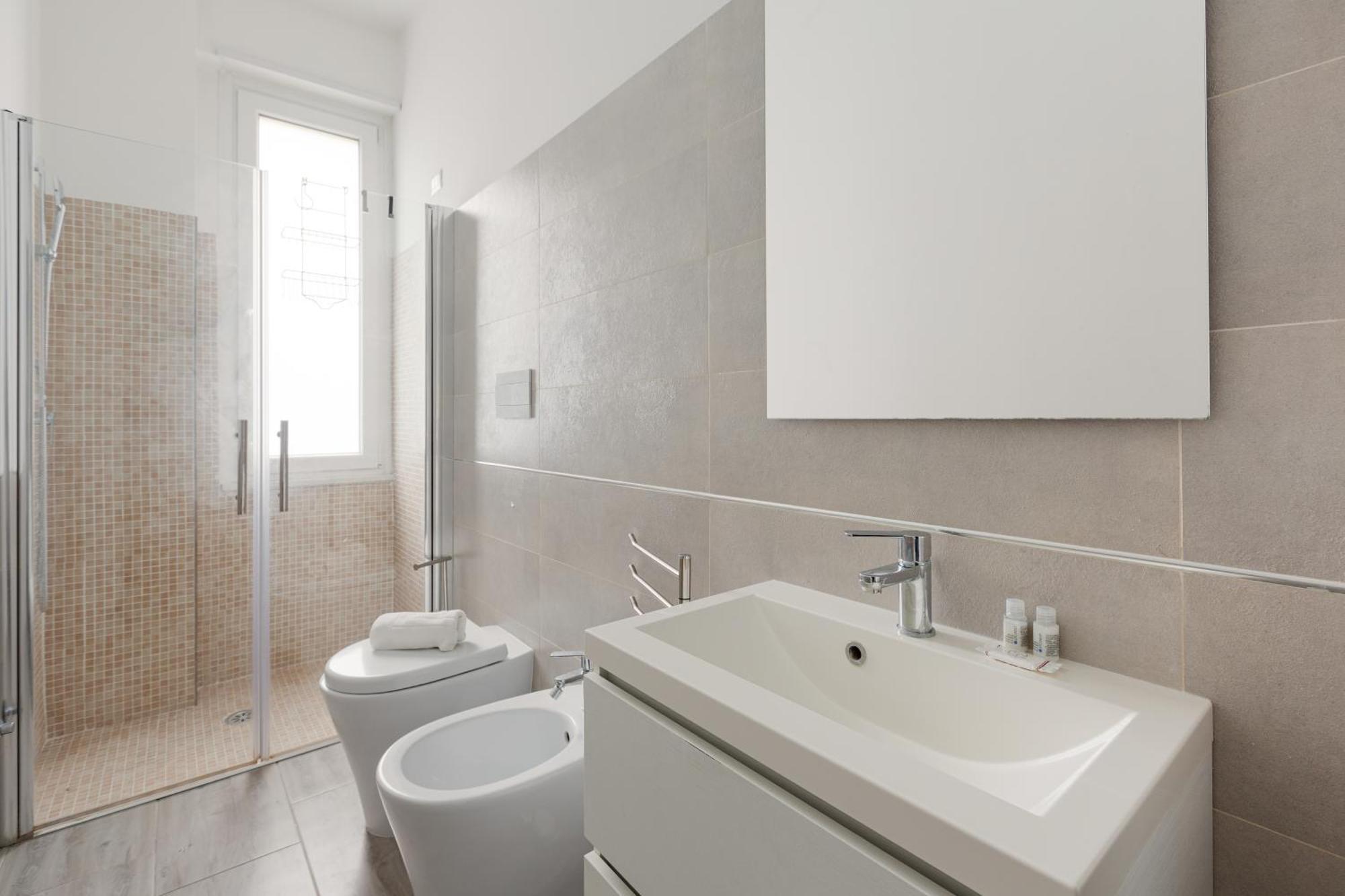 Martesana Cosy Apartment- M1 Gorla Red Line * Milan