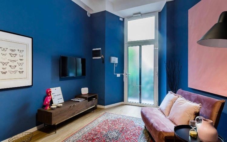Apartment Hacca Collection-plush Urban Sanctuary In The Center