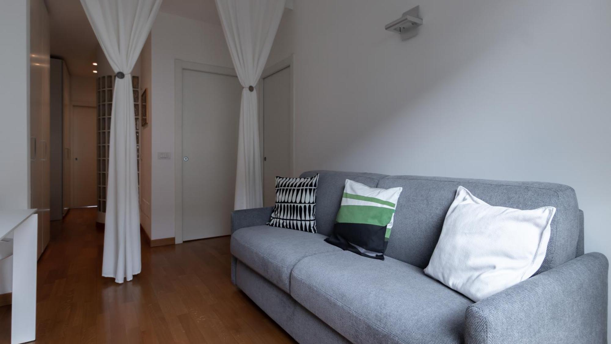 Italianway - Savona 123 Mailand