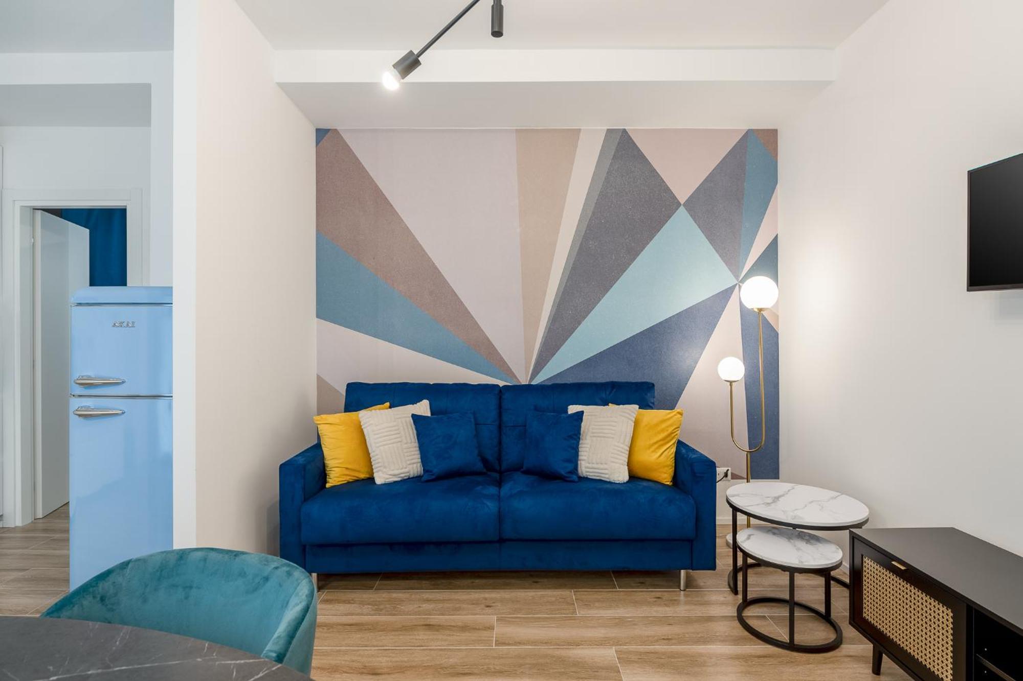 Apartment 2 Bedroom Gem Next To Central Station With Ac *