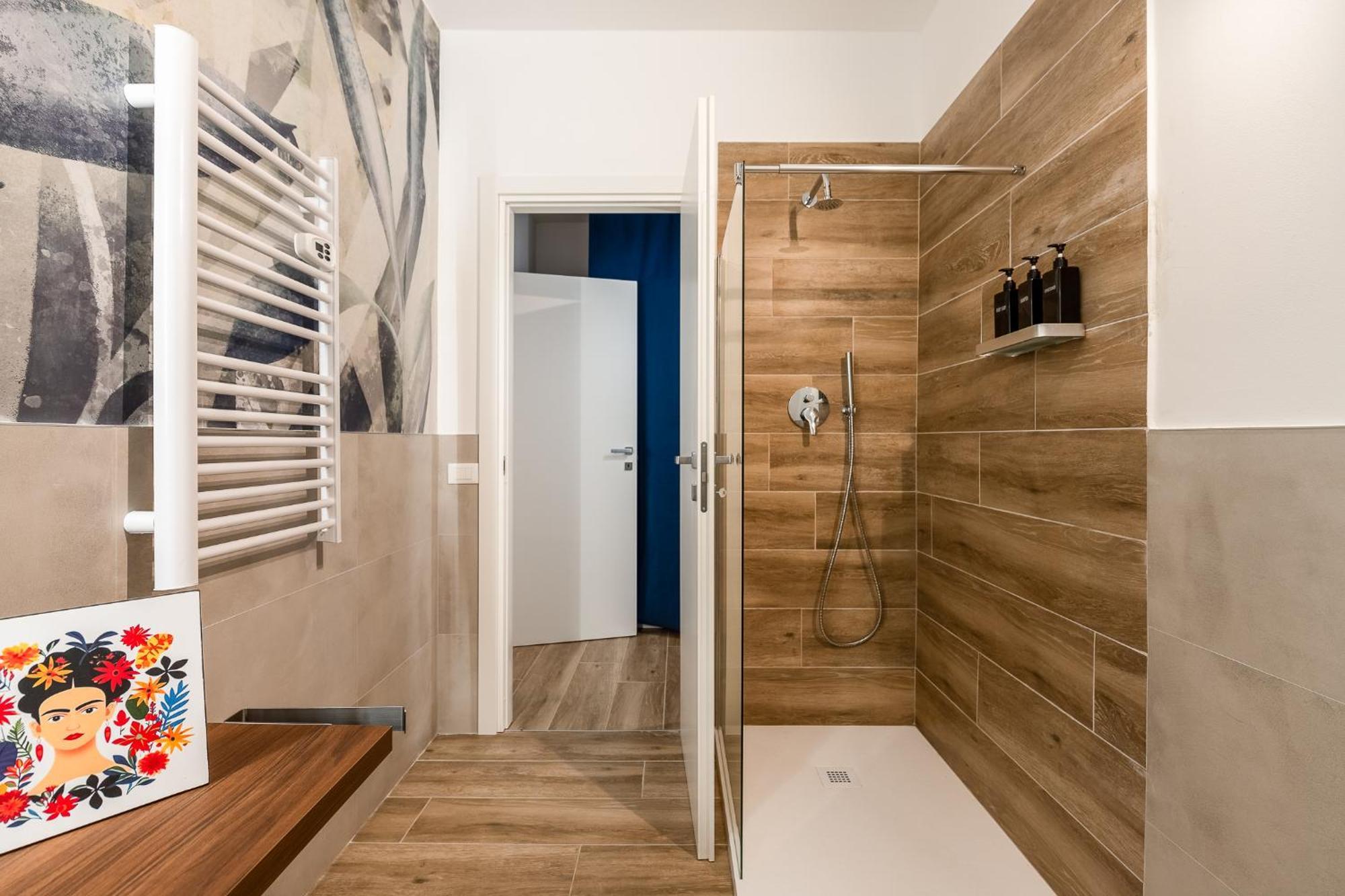 2 Bedroom Gem Next To Central Station With Ac Mailand