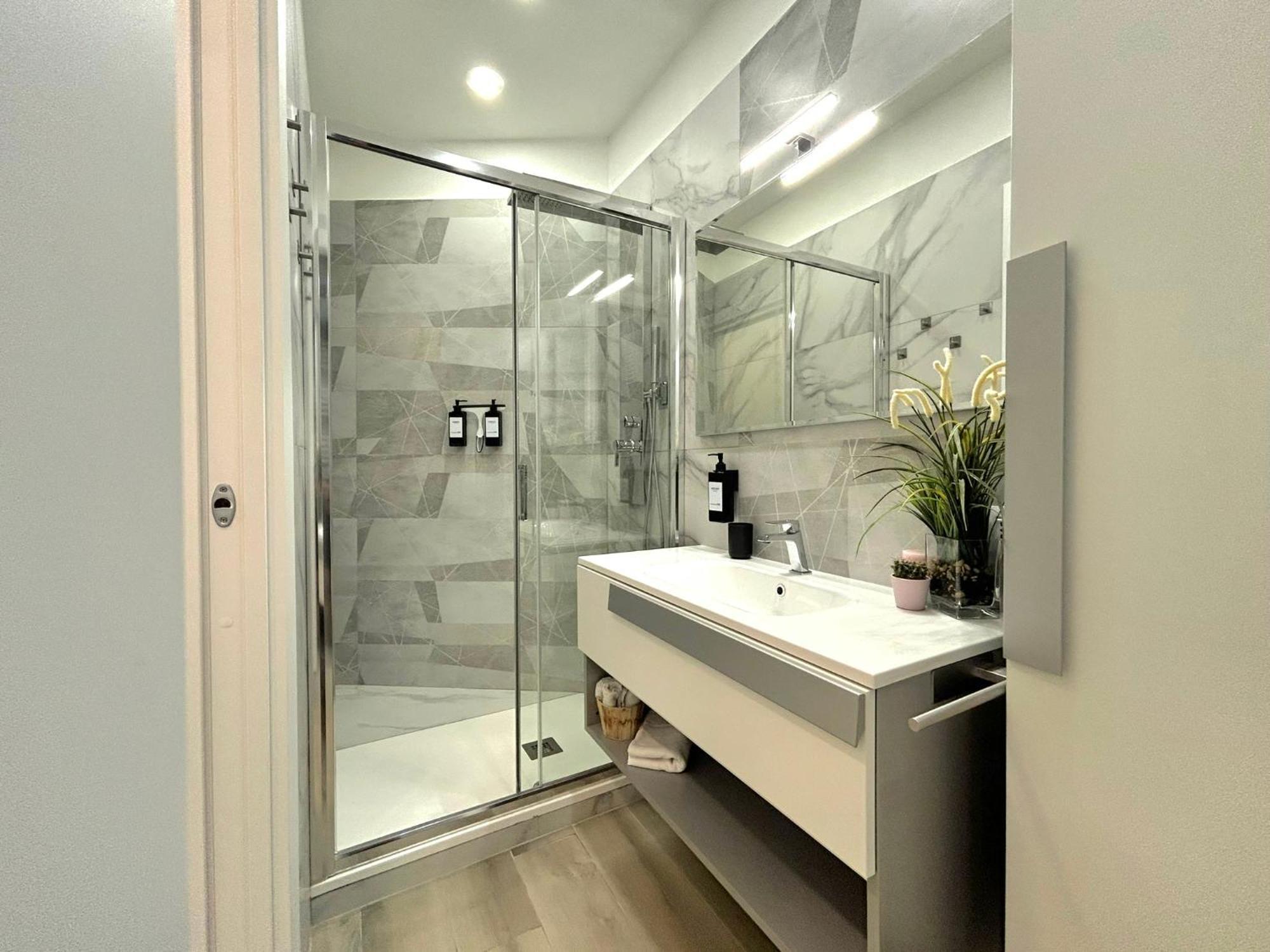 Modern Mm3 Afforifn Only 15 Min From Duomo Apartamento *