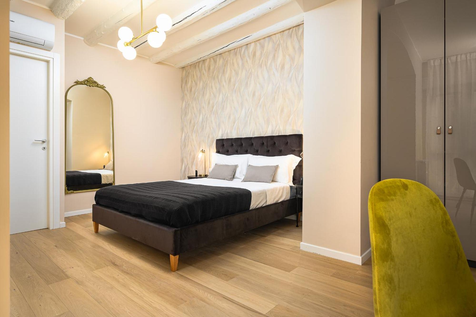 Arco Della Pace - Stylish In The Heart Of Apartment