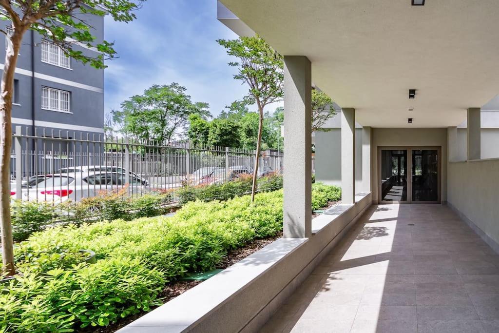 East Garden Lambrate Elegante Moderna Apartamento