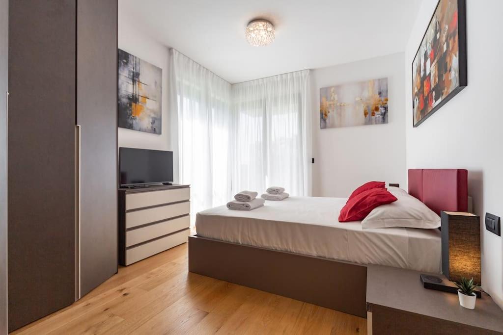 East Garden Lambrate Elegante Moderna Apartamento